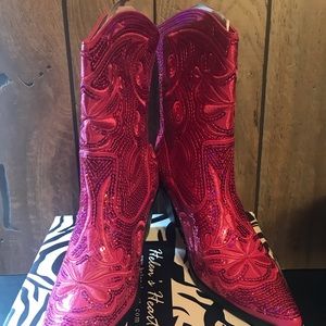 💞Helens Heart Hot Pink Boots Size 9 💞
